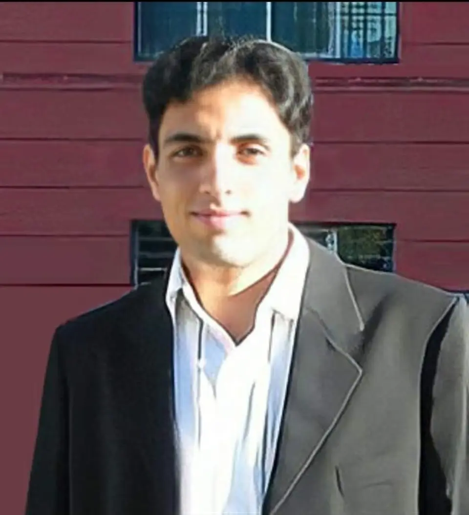 Dr Araf Awan, photo 2