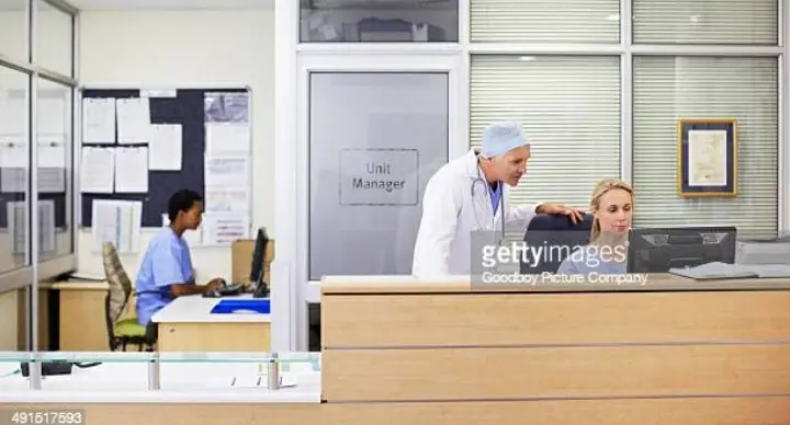 Medical Receptionist, photo 1