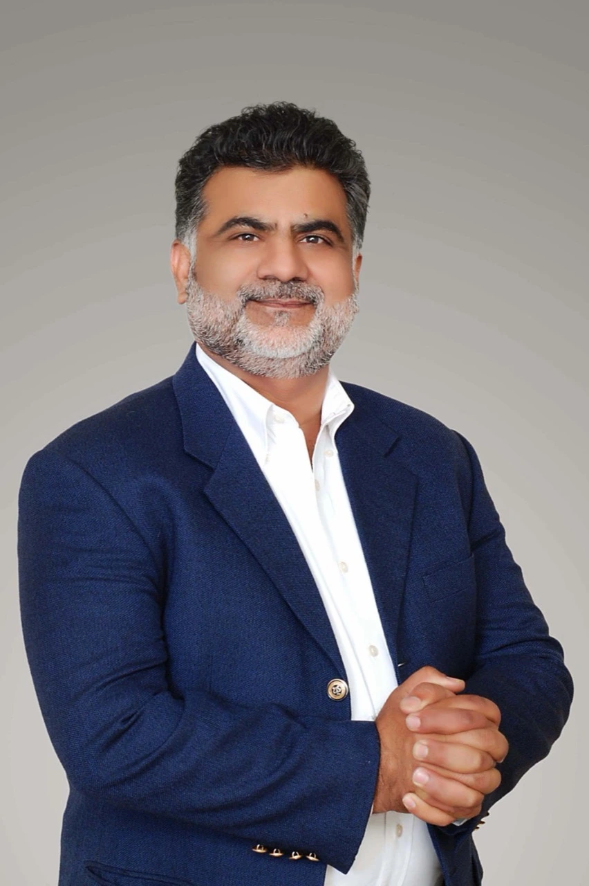 Naveed Ashraf, MRICS | CICCM | CCE